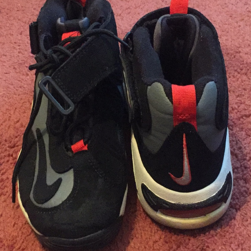 Nike basketball ball shoes